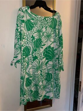 Lilly Pulitzer Green and White Floral Shift Dress